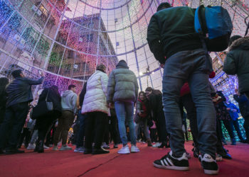 Vigo abrirá una “consulta” para que la gente escoja las canciones del árbol de Navidad