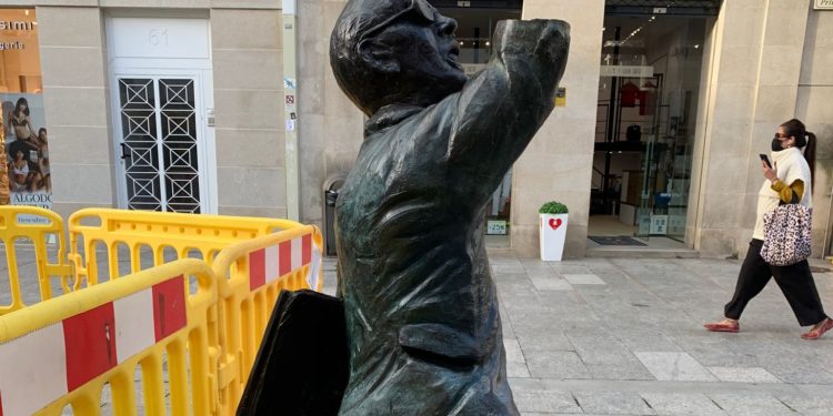 Una “obra muy consistente” y una “medida adicional” para proteger a Manuel Castro