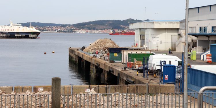 Bandera negra para el Puerto de Vigo por los rellenos: 50 millones de m3