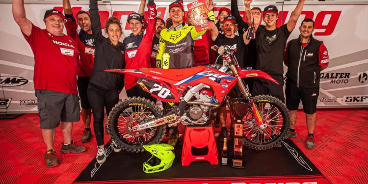 El vigués Rubén Fernández, líder del Mundial MX2