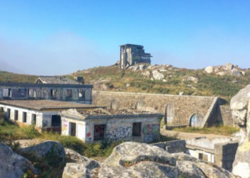 Baiona pide ideas para restaurar la batería militar de Cabo Silleiro