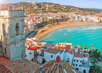 El aeropuerto de Vigo recupera la ruta con Valencia