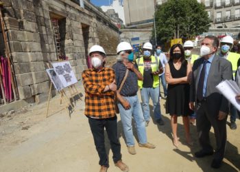 Caballero reclama las piedras “robadas” de la fachada de la estación: “Acabaremos sabiendo quién las tiene”