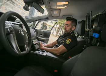 La Policía Nacional detiene en Vigo a dos mujeres acusadas de una treintena de hurtos