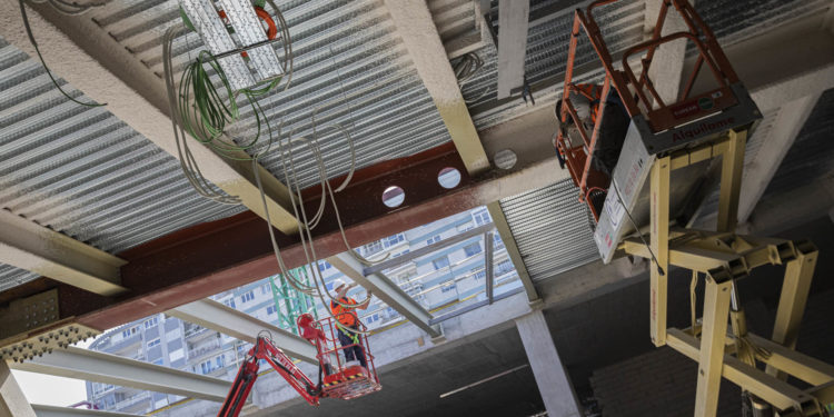 Camareros, cocineros y encargados, nuevas ofertas de empleo en el Vialia Vigo