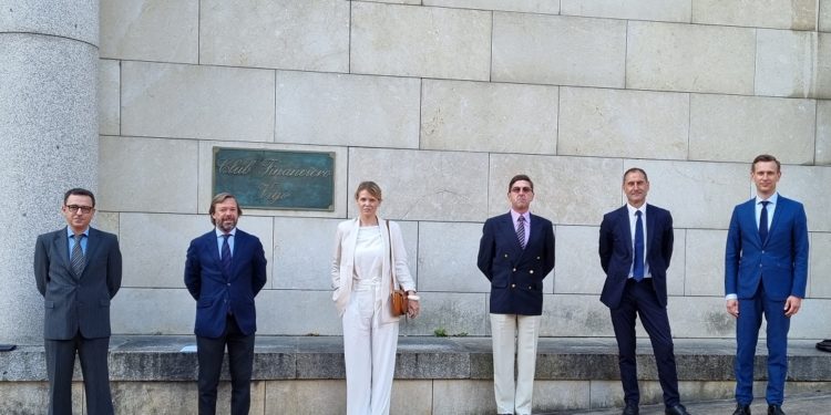 Galicia y Lituania estrechan lazos en Navalia