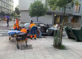 Tres heridos en un aparatoso accidente de tráfico en Vigo