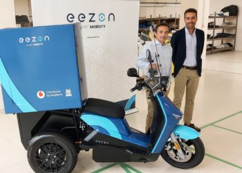 Alianza estratégica de la viguesa eezon con Vodafone para sus motos inteligentes