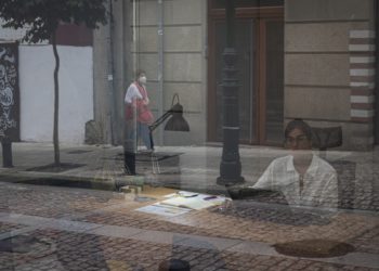 El área de Vigo contiene el aumento de positivos pero sube la presión en hospitales