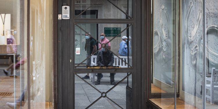 Presión hospitalaria al alza en Galicia con 36 ingresos tras 1.593 contagios