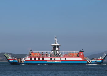 El encanto de cruzar el Miño en ferri regresa seis meses después