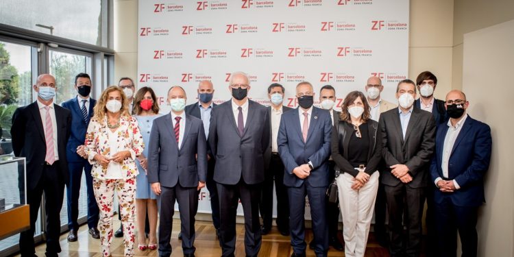 Vigo, en la cumbre del primer proyecto español sobre vehículo conectado