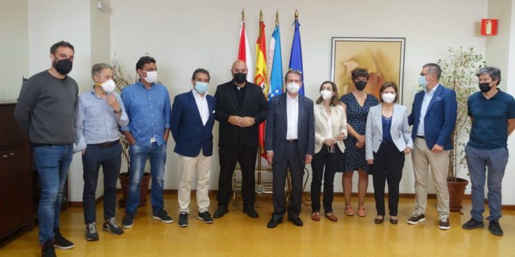 A hostalería viguesa e o Concello constitúen a mesa de traballo sobre  ocio seguro