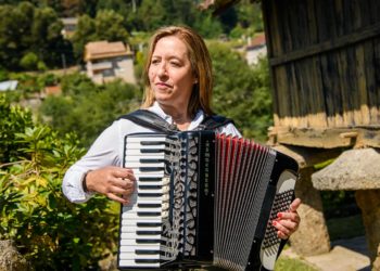 O Festival de Cans otorga chimpíns honoríficos a Marisol González e a Tamar Novas