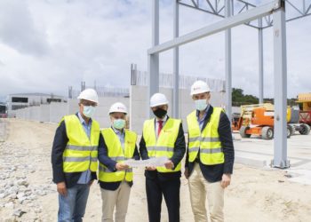 Zona Franca ya tiene ofertas por sus nuevas naves de Porto do Molle todavía en obras