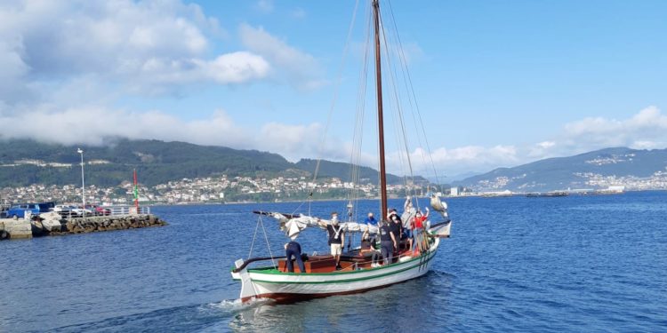 ‘Eliseo’, o galeón das rías que volve navegar aos seus 113 anos
