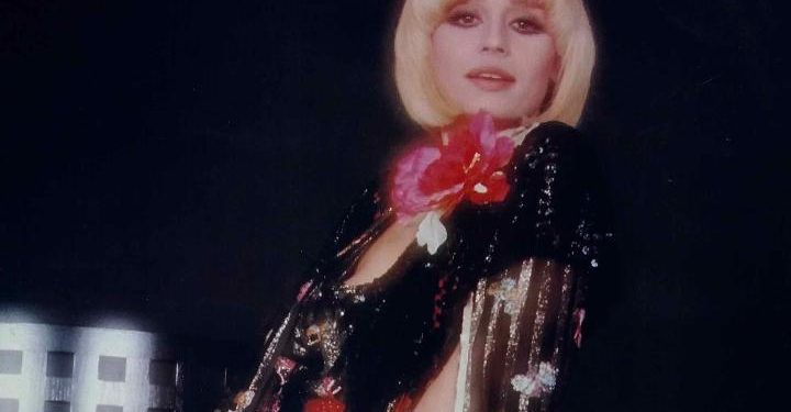 Se nos fue Raffaella, la familia de luto