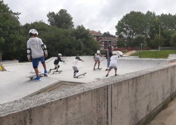 Gondomar clausura a primeira edición do curso de skate dirixido á mocidade