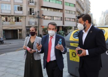 Utilizar el contenedor amarillo tendrá premio en Vigo