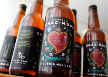 Dos empresas del Val Miñor lanzan una nueva cerveza artesana para comida mexicana