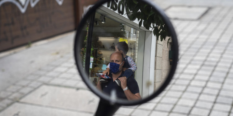 El toque de queda se extiende por España: se amplía en dos comunidades y lo piden otras cuatro