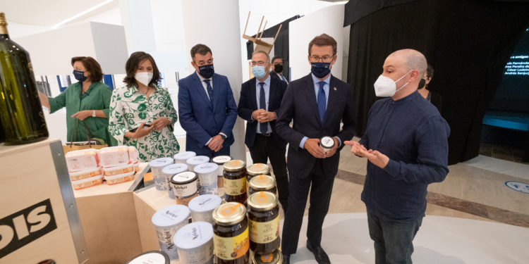 Feijóo pide a la gente joven un “esfuerzo especial de 10 semanas”