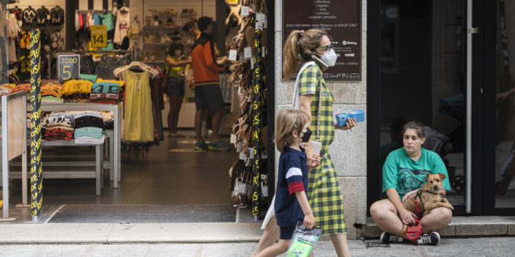 Redondela se expone a más restricciones y la incidencia sigue disparándose en Vigo