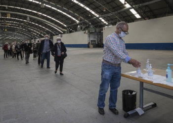 Galicia alcanza el 50% de población inmunizada y llega a las 3 millones de dosis