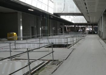 Vialia Vigo incorpora una bolera a su oferta de ocio y suma más moda y restauración