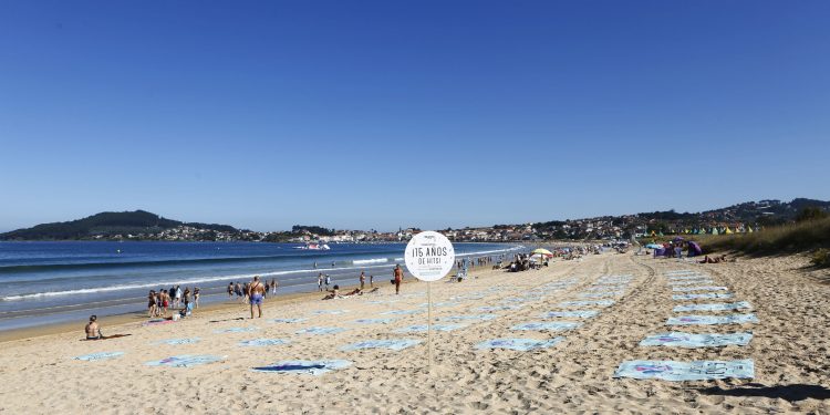 Sorpresa de cumpleaños en las playas de Nigrán