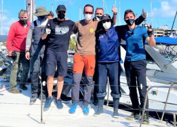 El vigués «Bon 3» gana la regata decana Finisterre