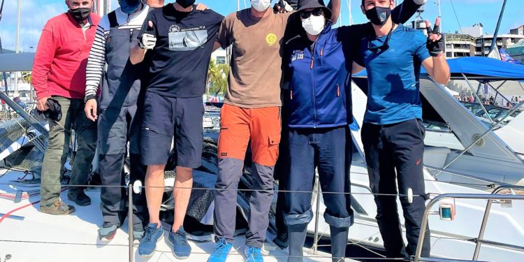 El vigués «Bon 3» gana la regata decana Finisterre