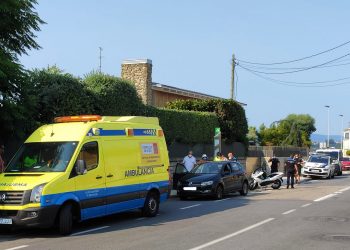 Un motorista herido en Vigo al chocar por alcance con un vehículo