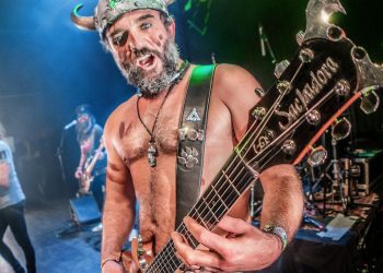 Heredeiros da Crus completa el cartel del EspazoFest con su ‘Xira Angústica’