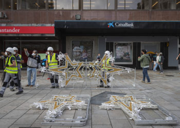 Las luces de Navidad también aterrizan en Vigo con oferta de empleo