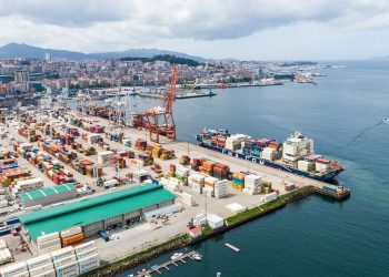 El Puerto de Vigo resiste a la crisis de los microchips