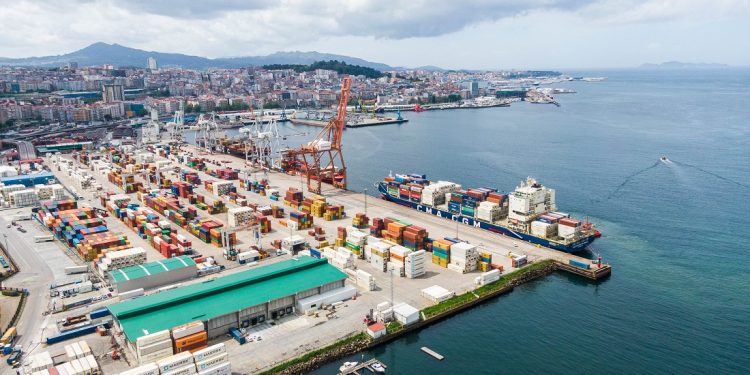 El Puerto de Vigo resiste a la crisis de los microchips