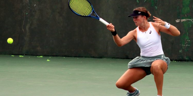 Gadecki gana el Ciudad de Vigo sin perder un solo set