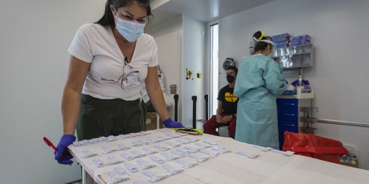 Nuevo repunte de ingresos por Covid-19 en Vigo: la ocupación se remonta a febrero