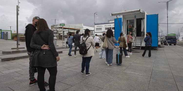 Vigo sigue reduciendo hospitalizados por Covid-19 pero suma pacientes en las UCI