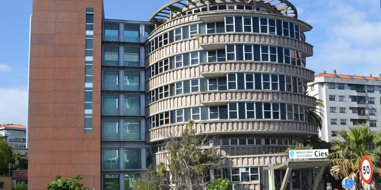 Medio siglo del edificio sin esquinas