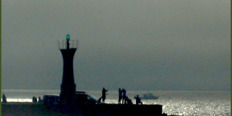 Una luz cegadora a media tarde