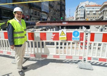 Vigas de 18 metros y 163 toneladas para la Porta do Sol