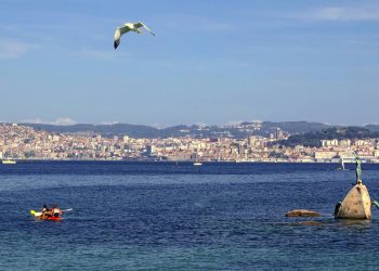 La incidencia cae con fuerza en Vigo, Redondela y Cangas pero sigue en niveles altos