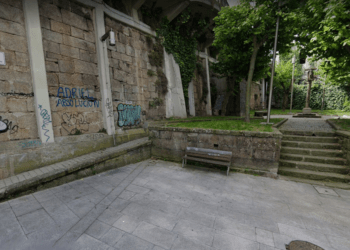 Detenida una joven en Vigo por agredir a un policía que disolvía un botellón