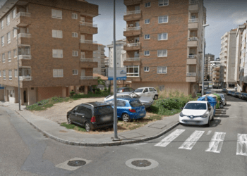 Investigada una joven en Vigo tras causar “considerables” daños en coches para robar