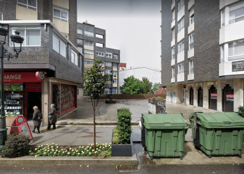 Fallece un septuagenario en Vigo tras caerse por unas escaleras en la calle