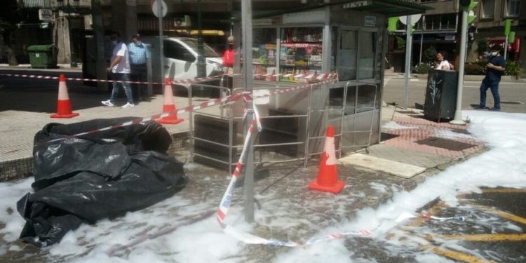 Cientos de pisos sin luz y daños en un quiosco de Vigo por un incendio en un transformador