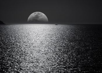 Noche temática sobre la Luna en la ría de Vigo y al cobijo de las Cíes