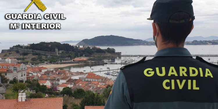 Detenido por 18 estafas con alquileres de pisos en Baiona